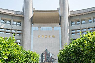 《死亡岛2》新可玩角色：朋克潮女和钢管舞男